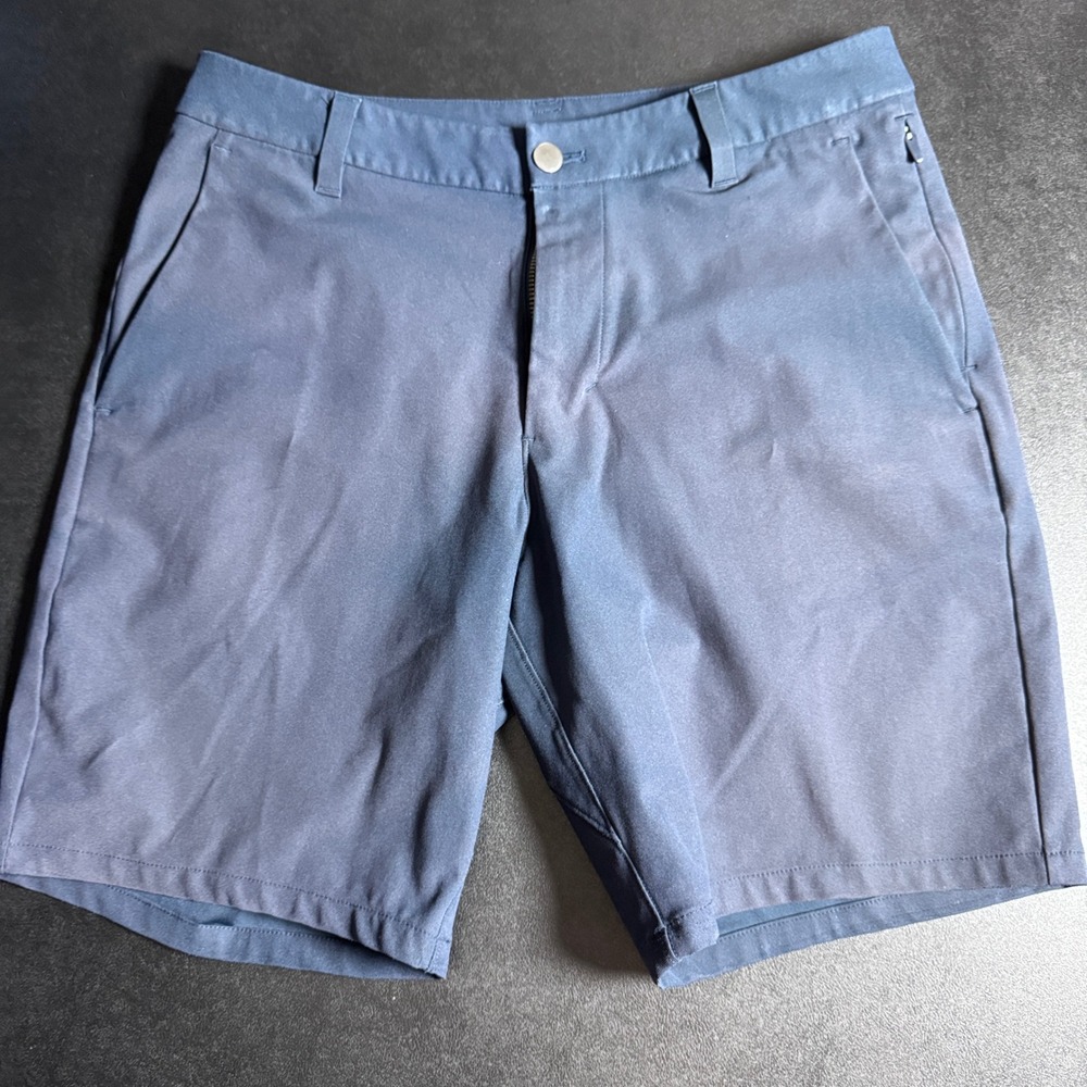 Lululemon Commission Golf Shorts Mens 30 Navy Blue Solid Technical Chino